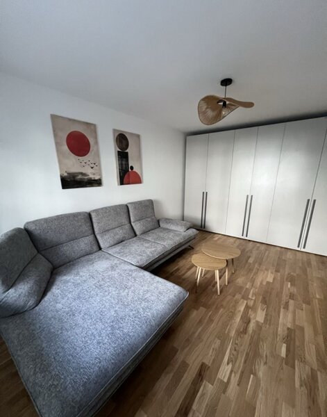 Apartament 2 camere - 1 Mai 